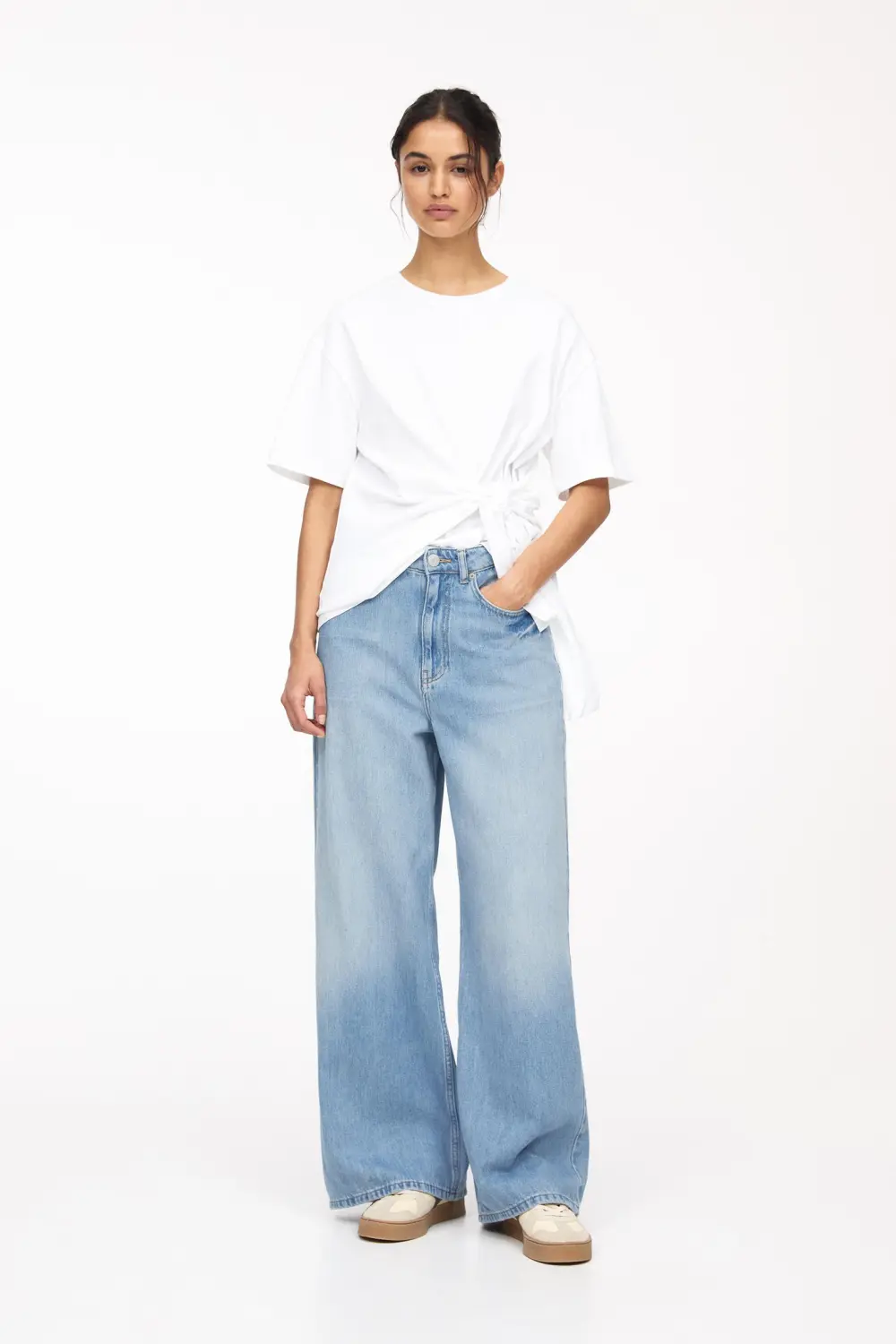 Jeans baggy wide leg detalle trabillas