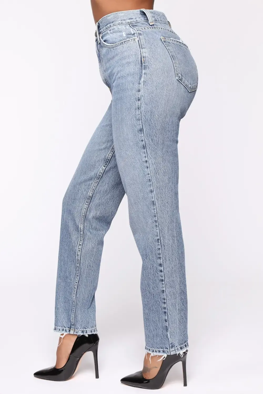 Very Special High Rise Mom Jeans - Medium Wash