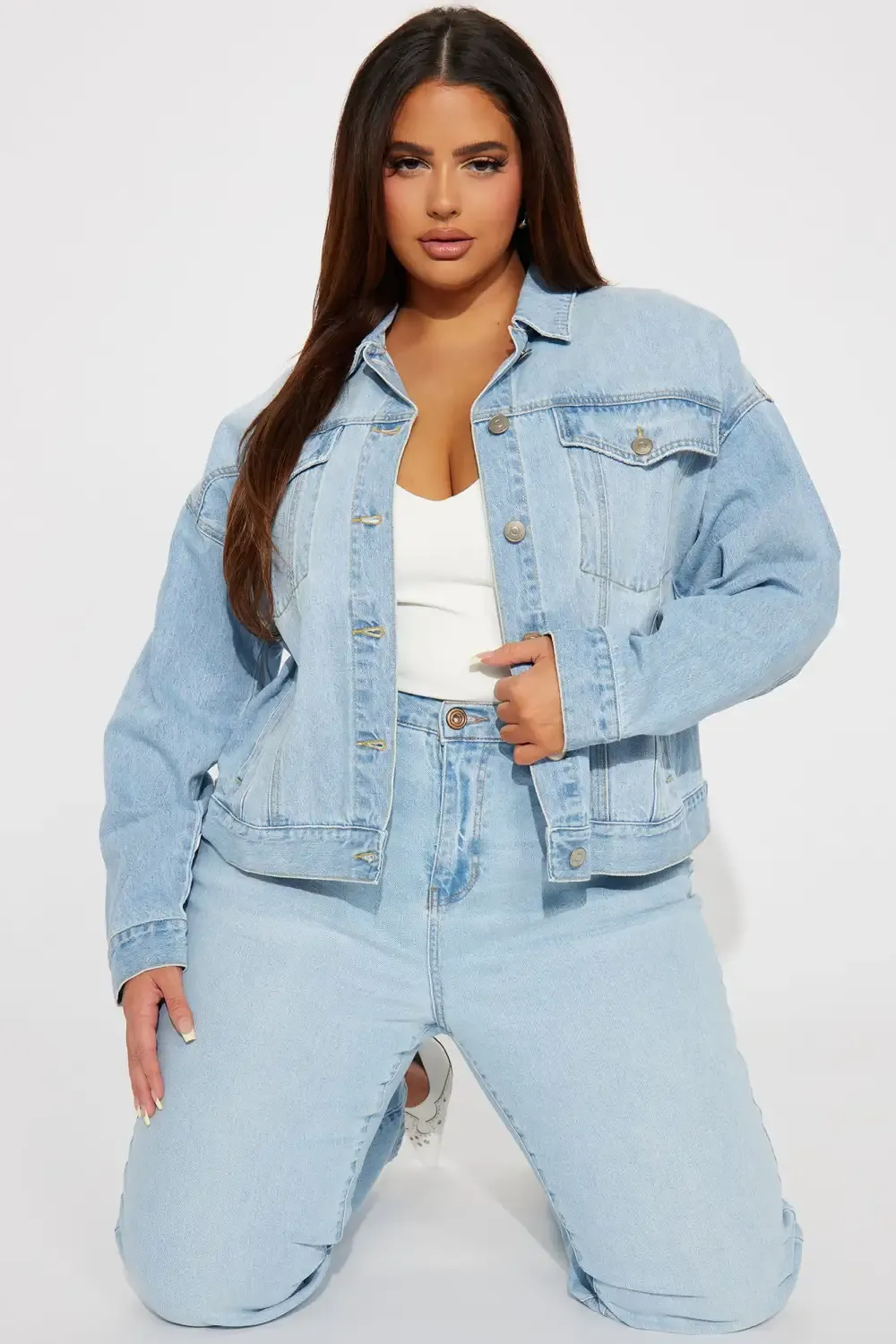 High Standards 90's Boyfriend Denim Trucker Jacket - Light Wash