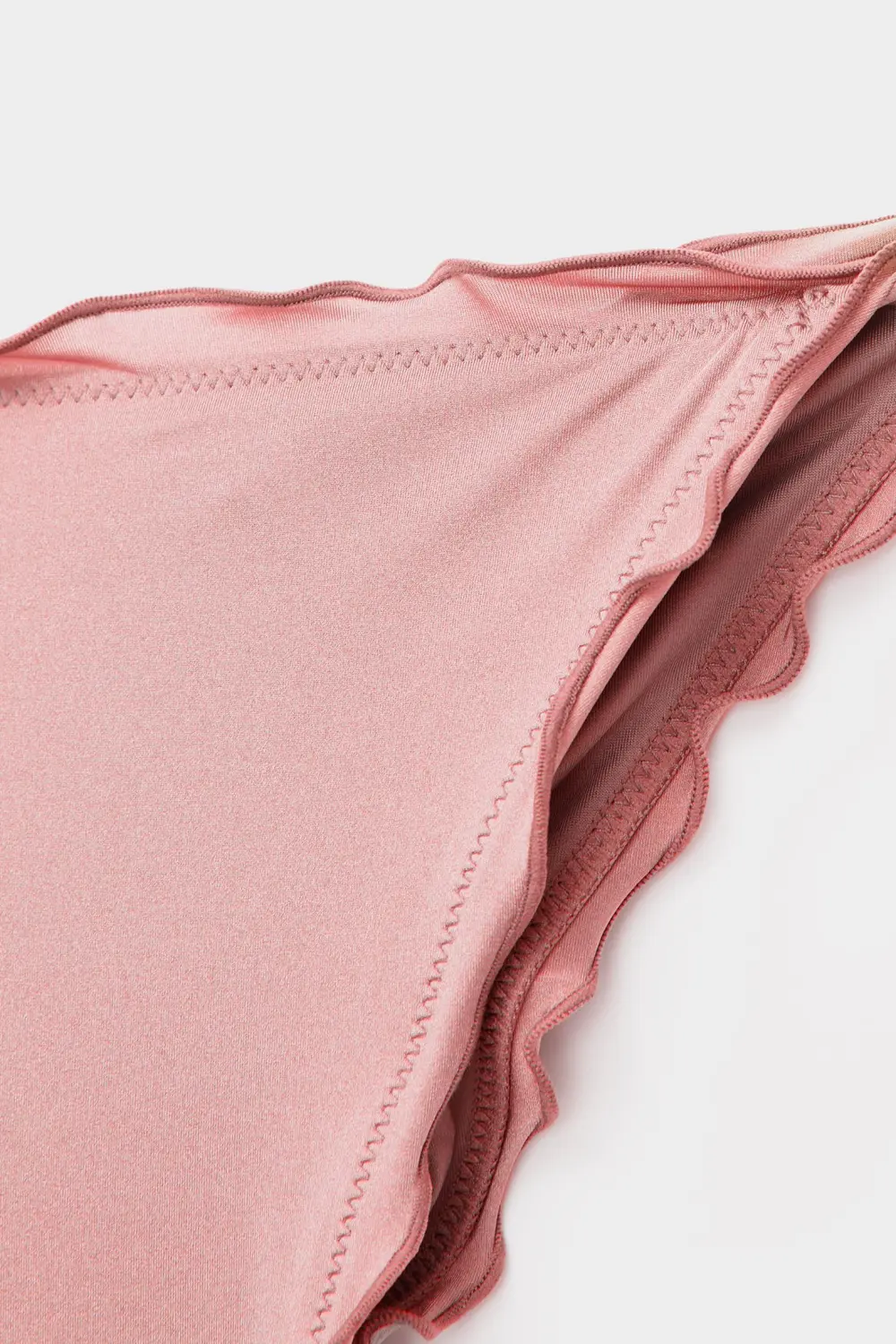 Ruffled bikini bottoms