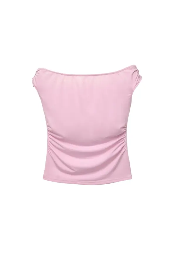 Off-the-shoulder top