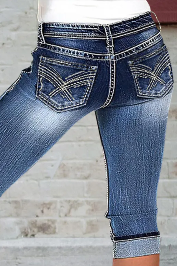Stitch Detail Wash Stretchy Low Waist Capri Jeans