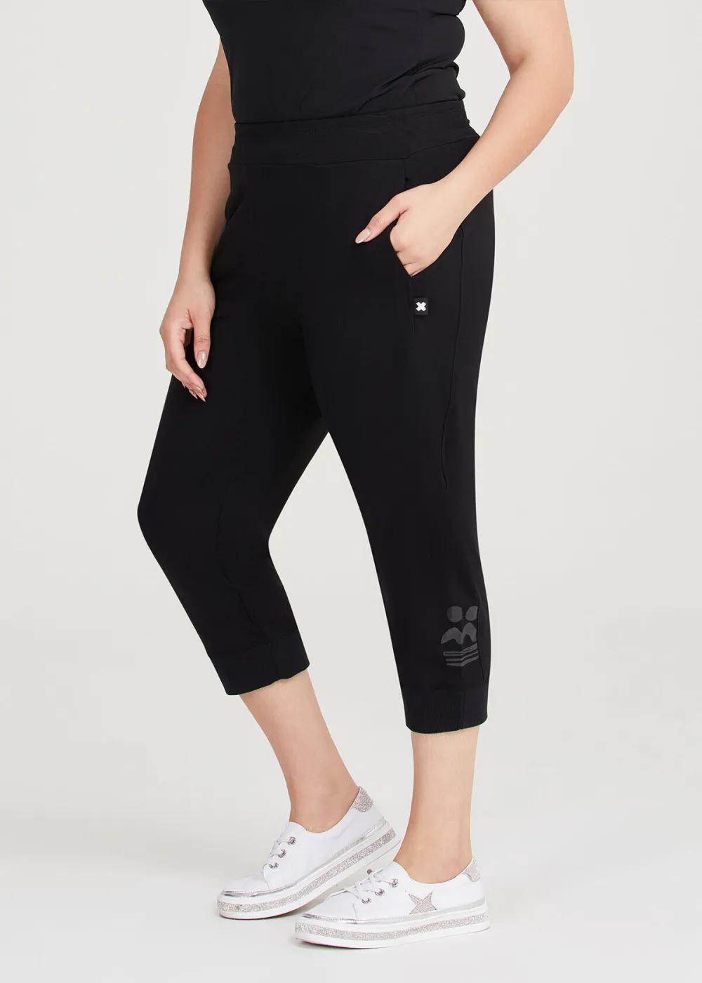 Natural Lulu Crop Pant