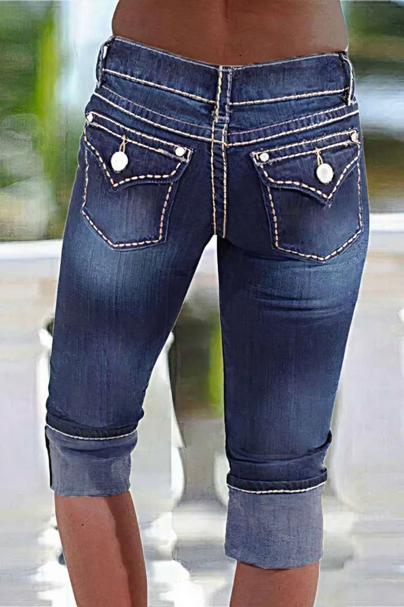 Double Button Flap Pocket Rolled Hem Low Rise Capri Jeans