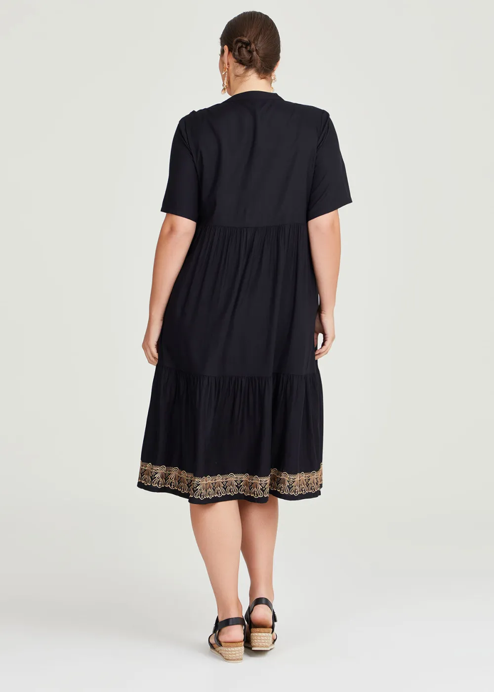 Natural Glam Embroidery Dress