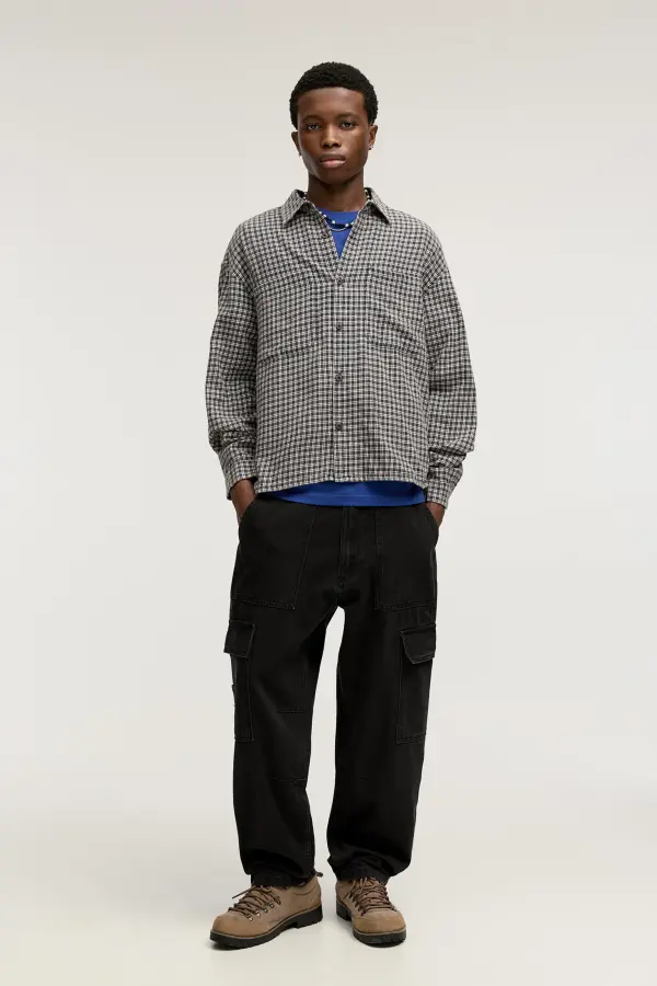 Straight-leg cargo jeans
