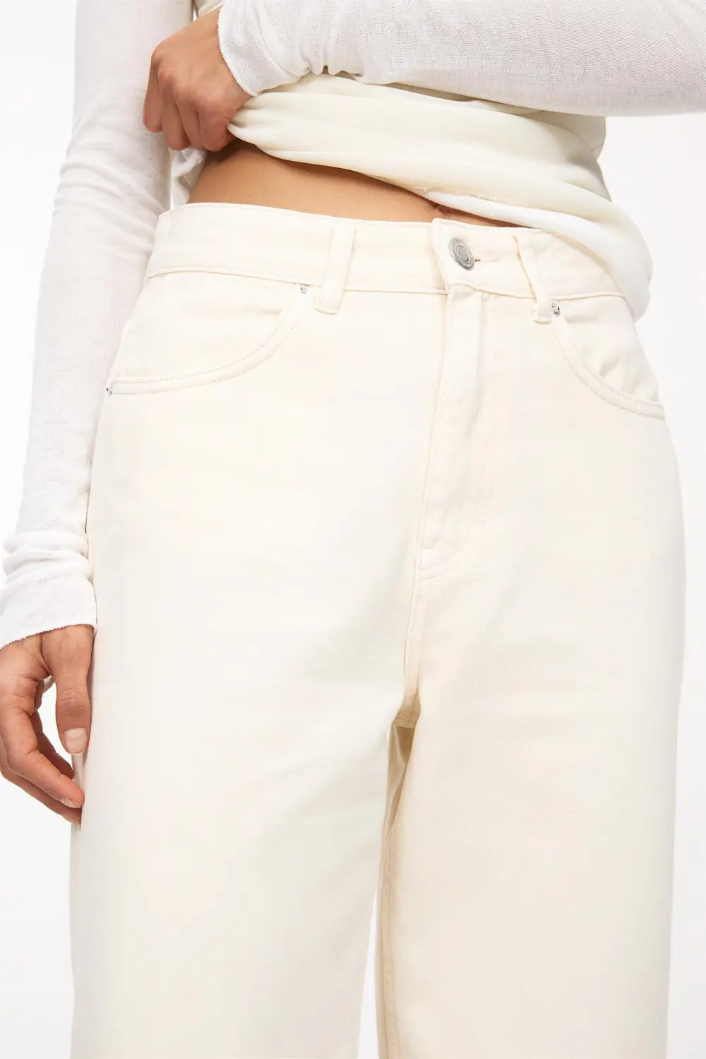 Jeans baggy rectos vuelta bajo