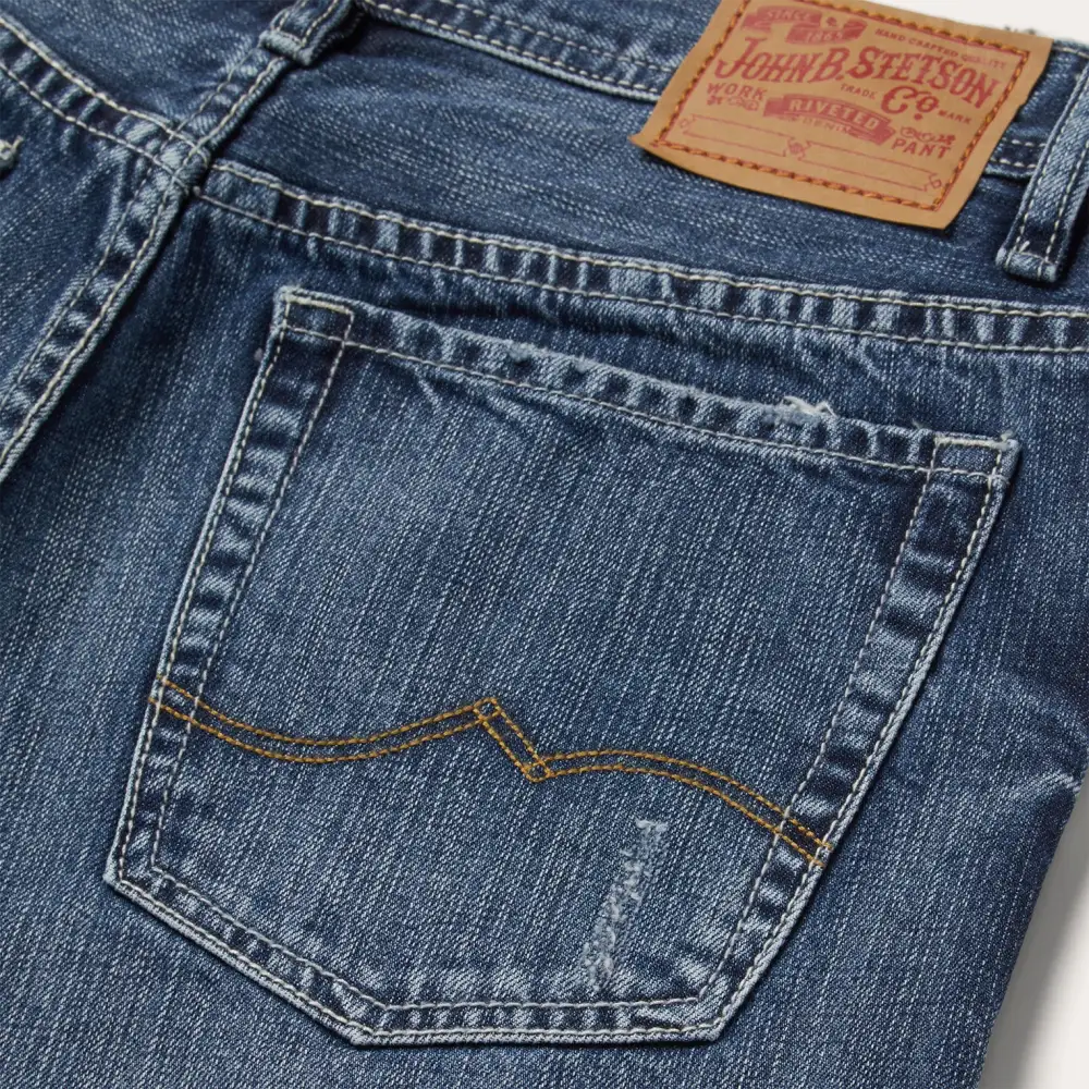 1520 Fit Standard Straight Leg Jean