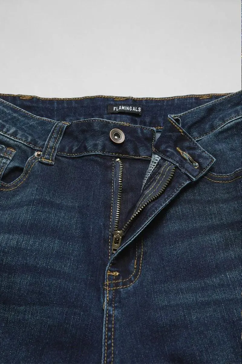 Wash Embroidery Pocket Back Flap Pocket Mid Rise Bootcut Jeans