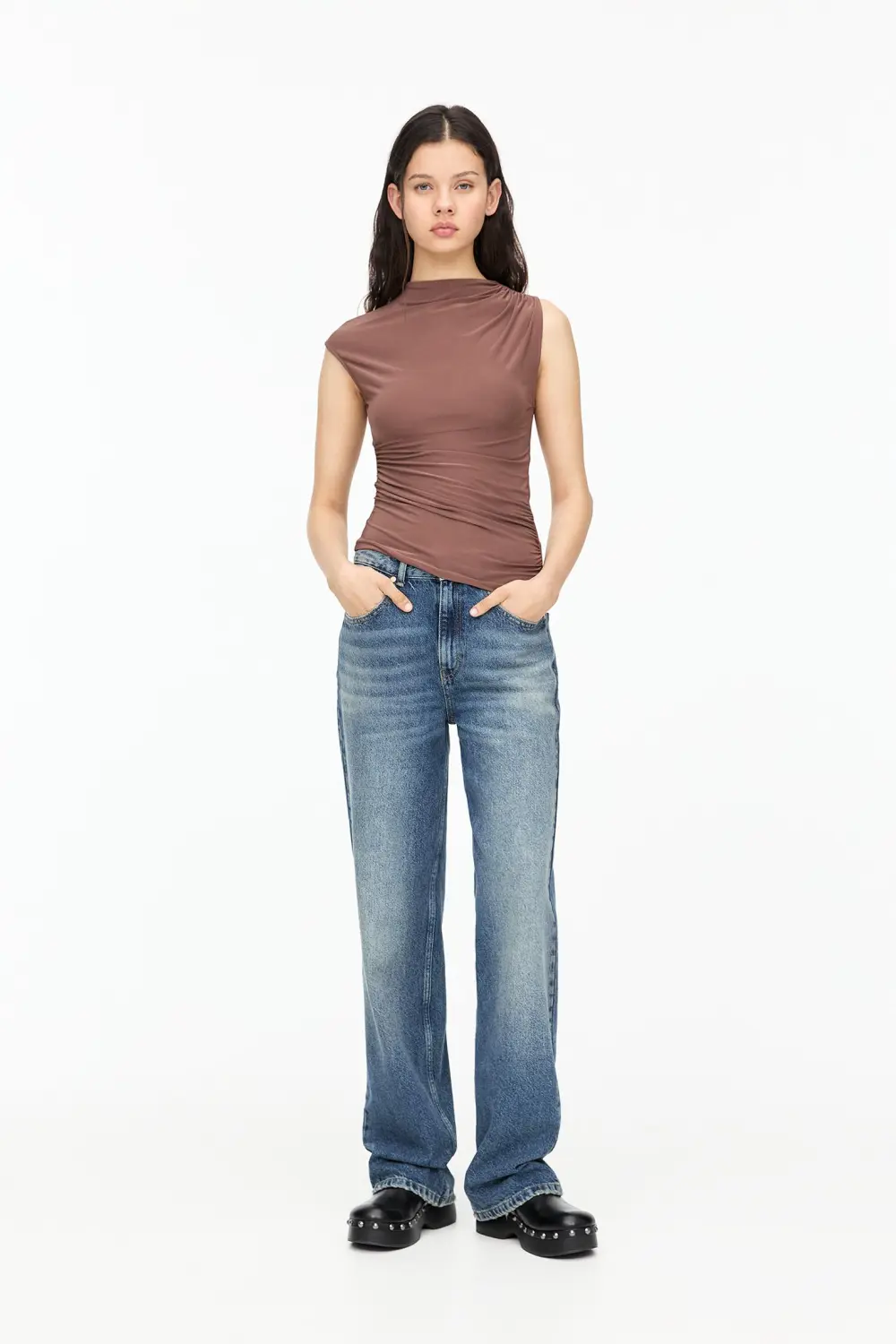 Asymmetric gathered T-shirt