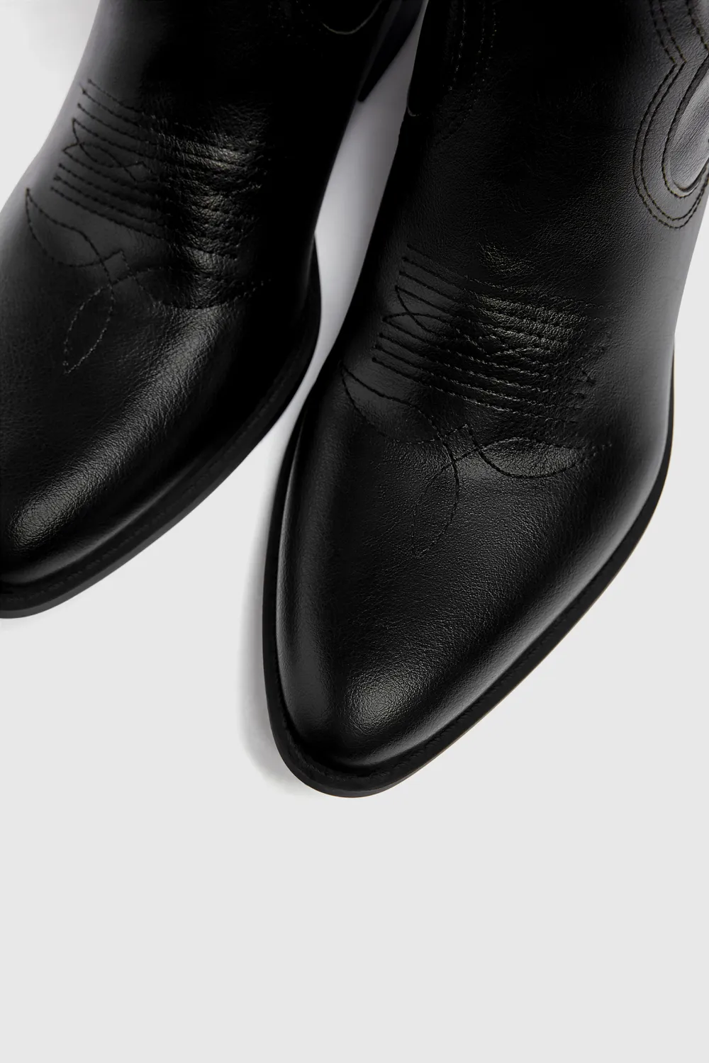 Botas cowboy pespuntes
