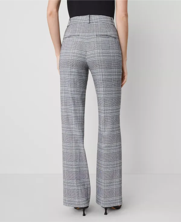 The Straight Pant ??Curvy Fit