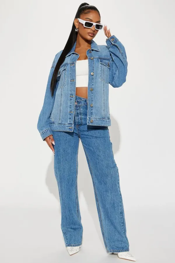 High Standards 90's Boyfriend Denim Trucker Jacket - Medium Wash