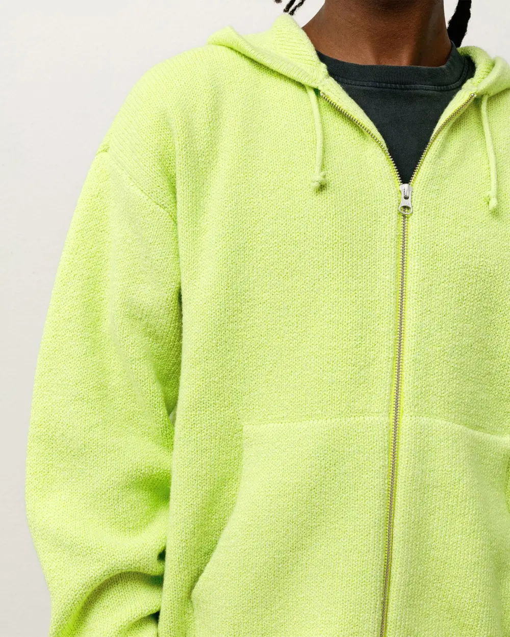 HOODED ZIP SWEATER