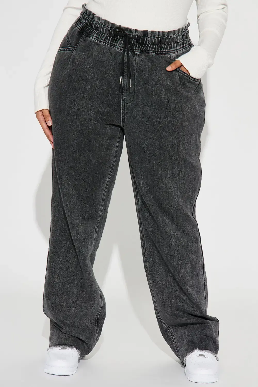 Nelly Non Stretch Easy Waist Jeans - Black Wash