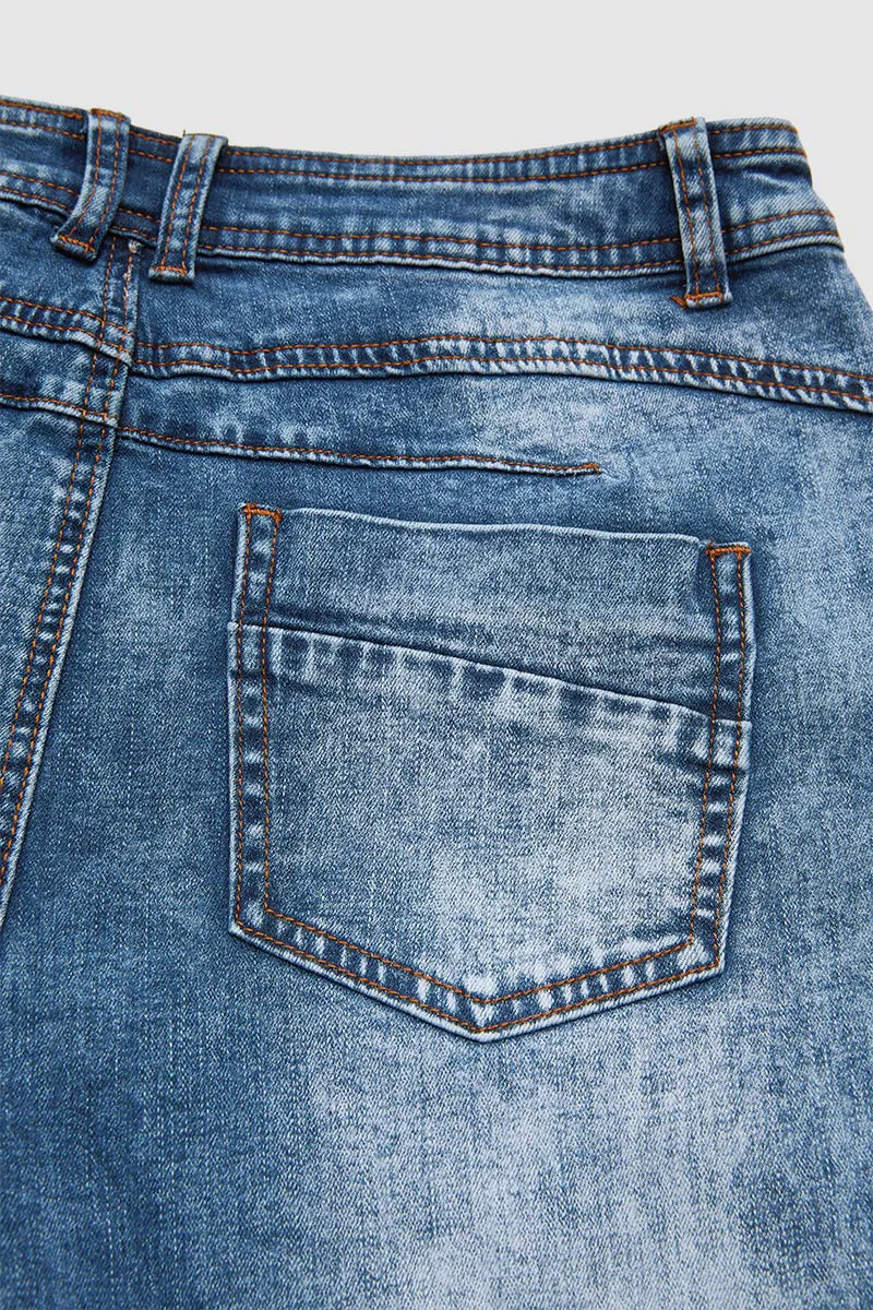 Button Fly Raw Hem Mid Waist Denim Mid Thigh Shorts