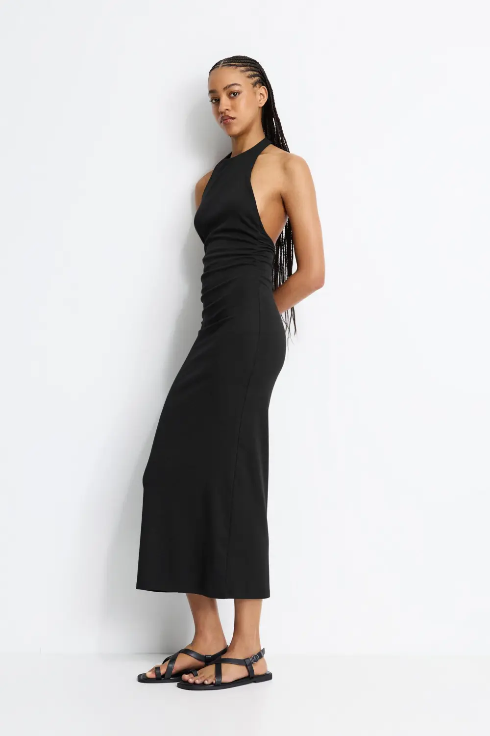 Vestido midi halter frunces