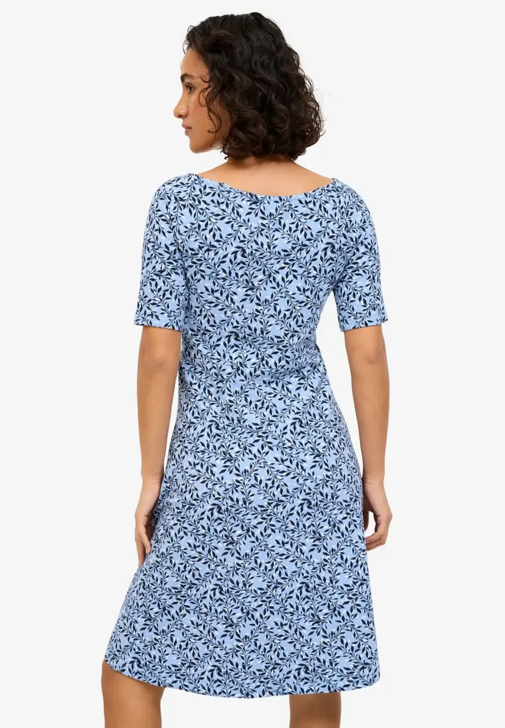 Short Sleeve Fit & Flare Knit Dress