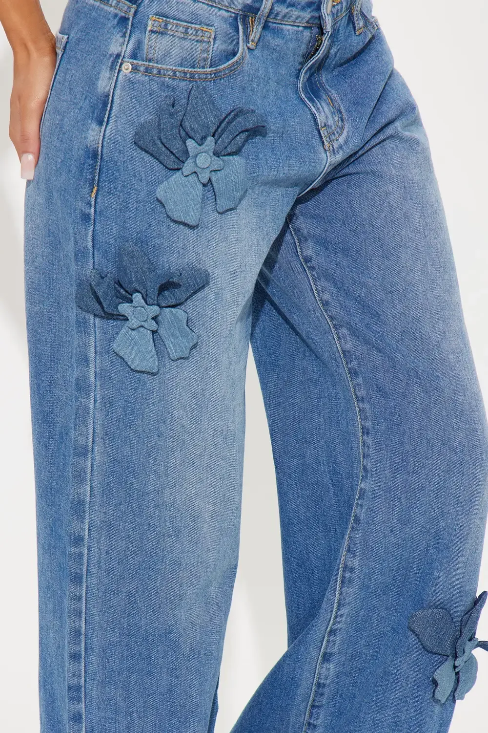 Tall Floria Baggy Flower Applique Jeans - Medium Wash