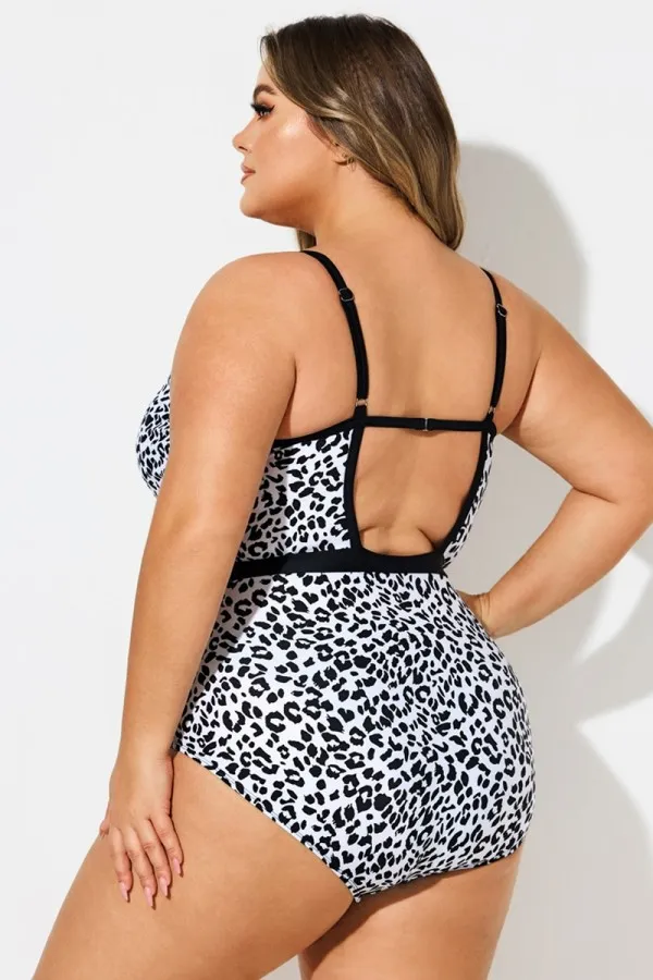 Leopard Print Deep V-Neck One Piece Swimsuit