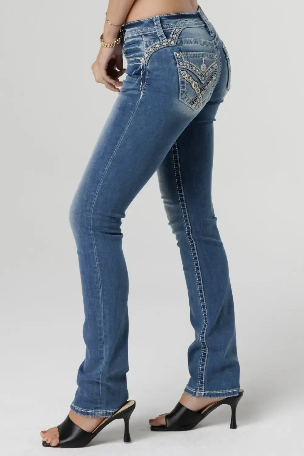 Glimmering Cross-Stitch Straight Jeans