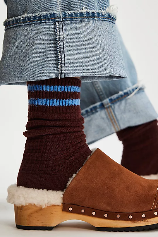 Cozy Stripe Socks Brown