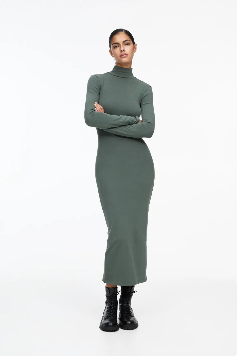Vestido midi cuello perkins
