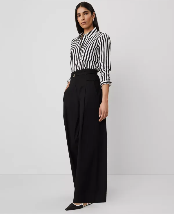 The Statement Wide-Leg Pant