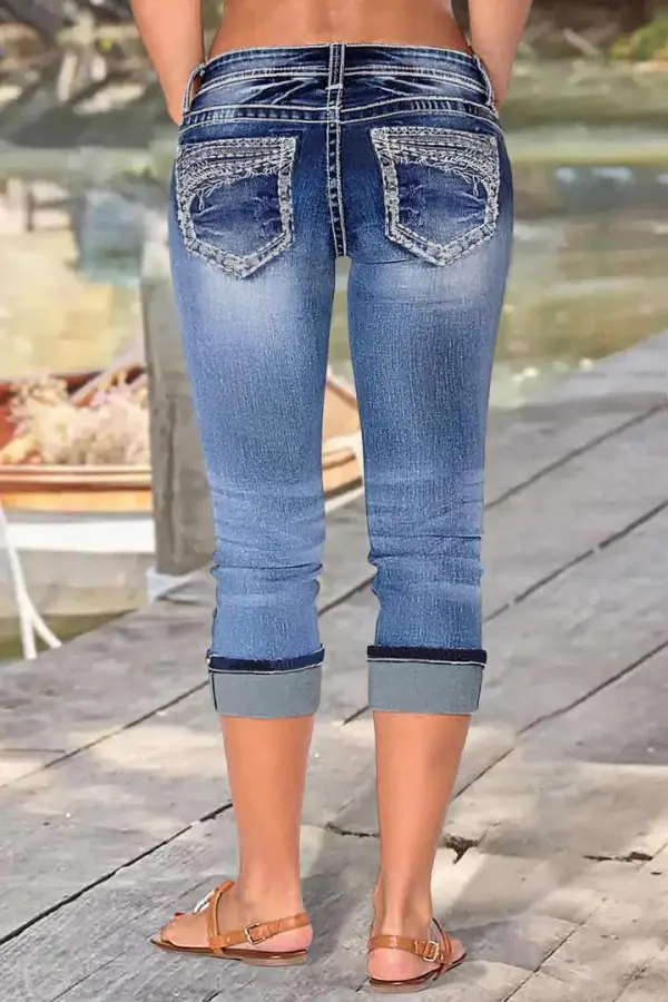Embroidery Roll Hem Wash High Stretch Low Rise Capri Jeans