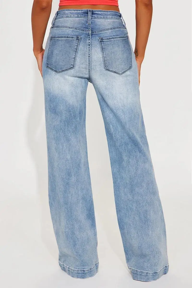 Wash Colorblock Seam Detail Mid Rise Wide Leg Jeans