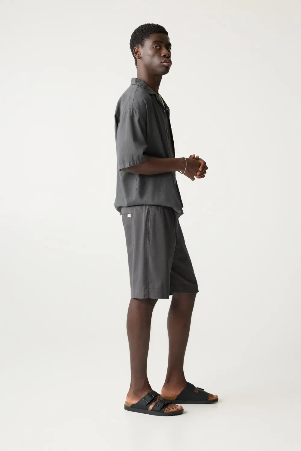 Linen blend jogger Bermuda shorts