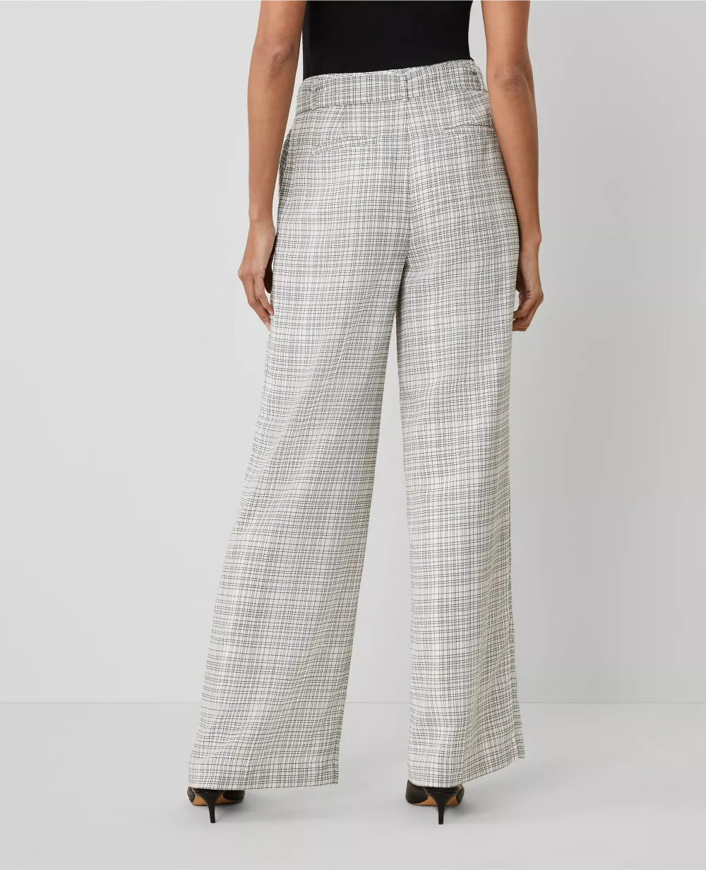 The Belted Pleated Wide-Leg Pant in Plaid