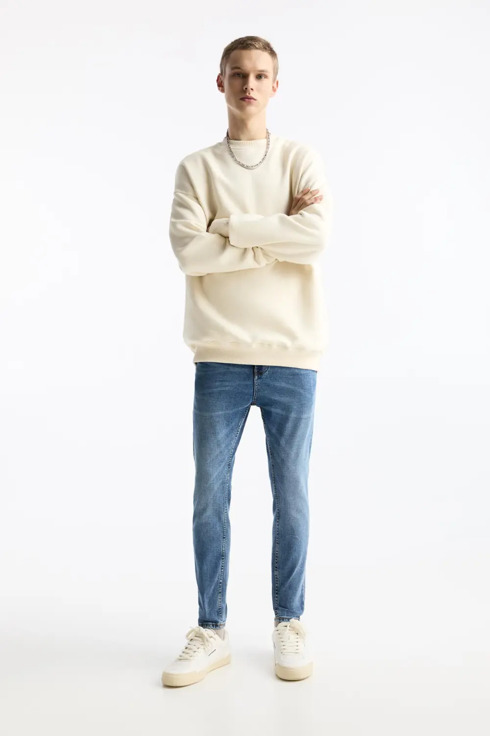 Washed carrot-fit jeans