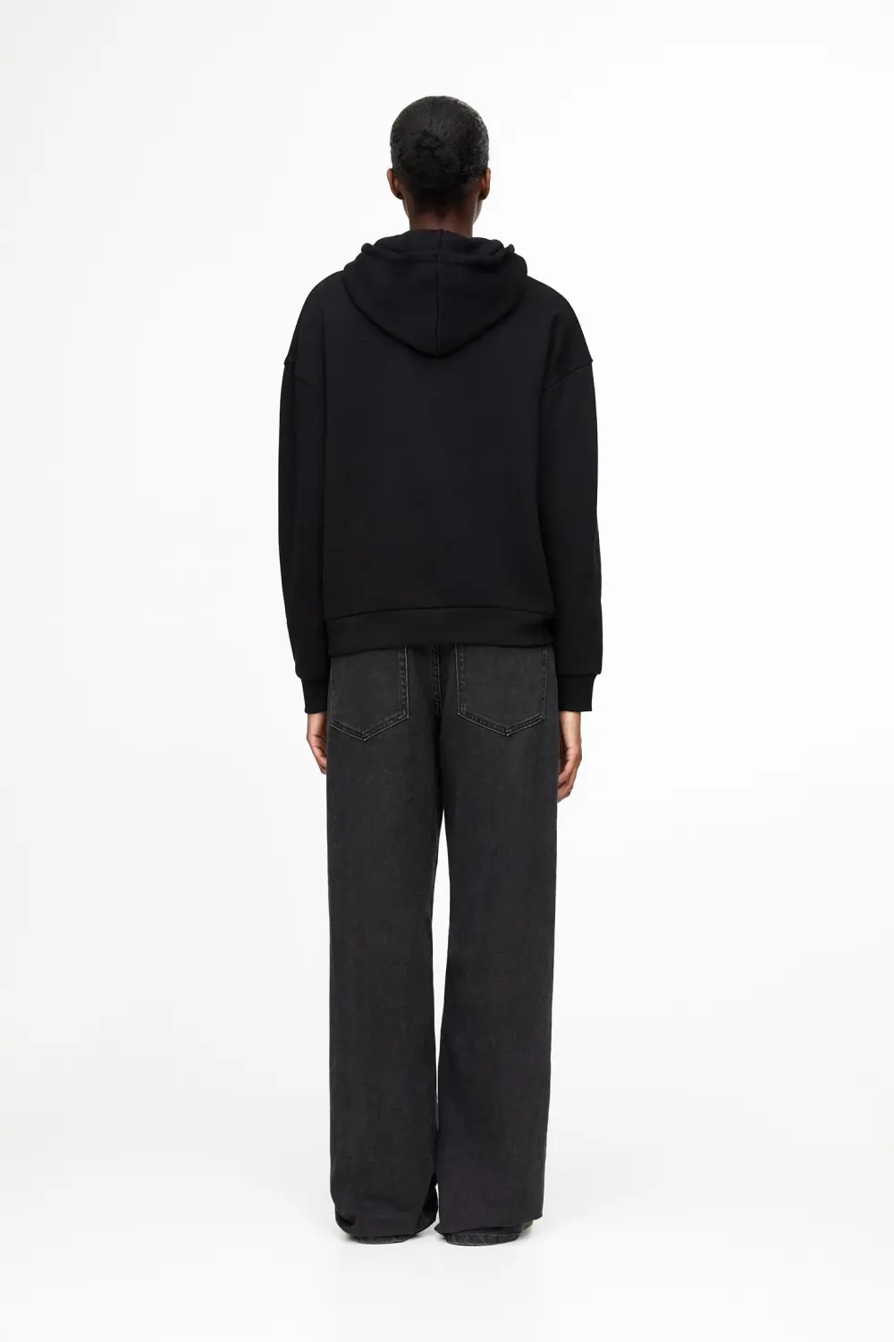 Sudadera básica capucha