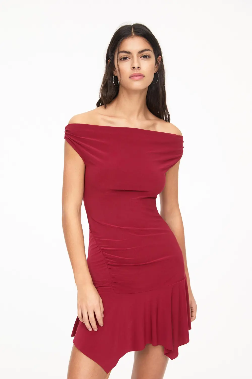 Vestido corto hombros descubiertos