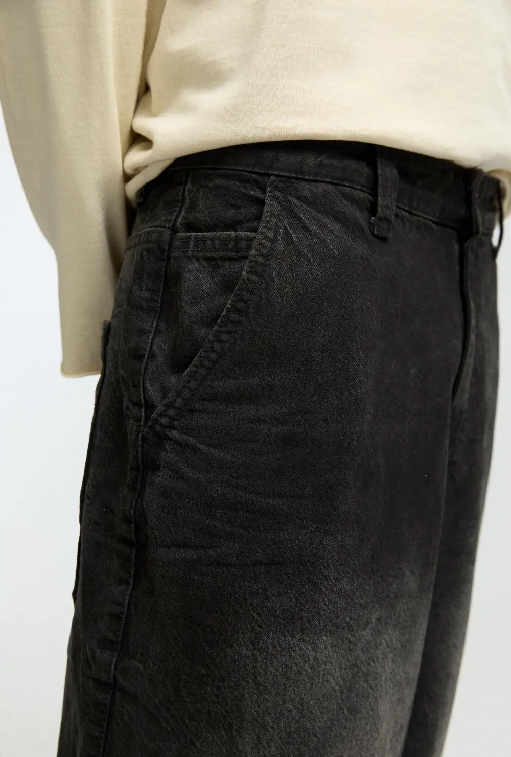 Coated-finish skater jeans