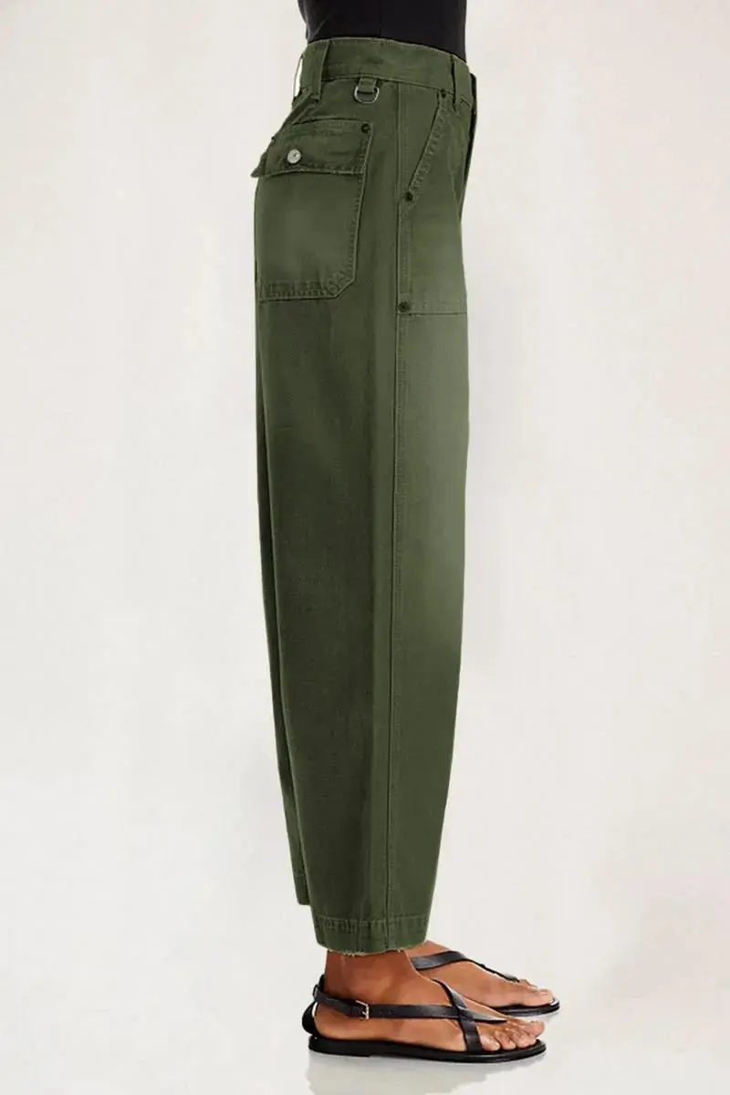 Flap Pocket Back Mid Waist Crop Pants Without Belt