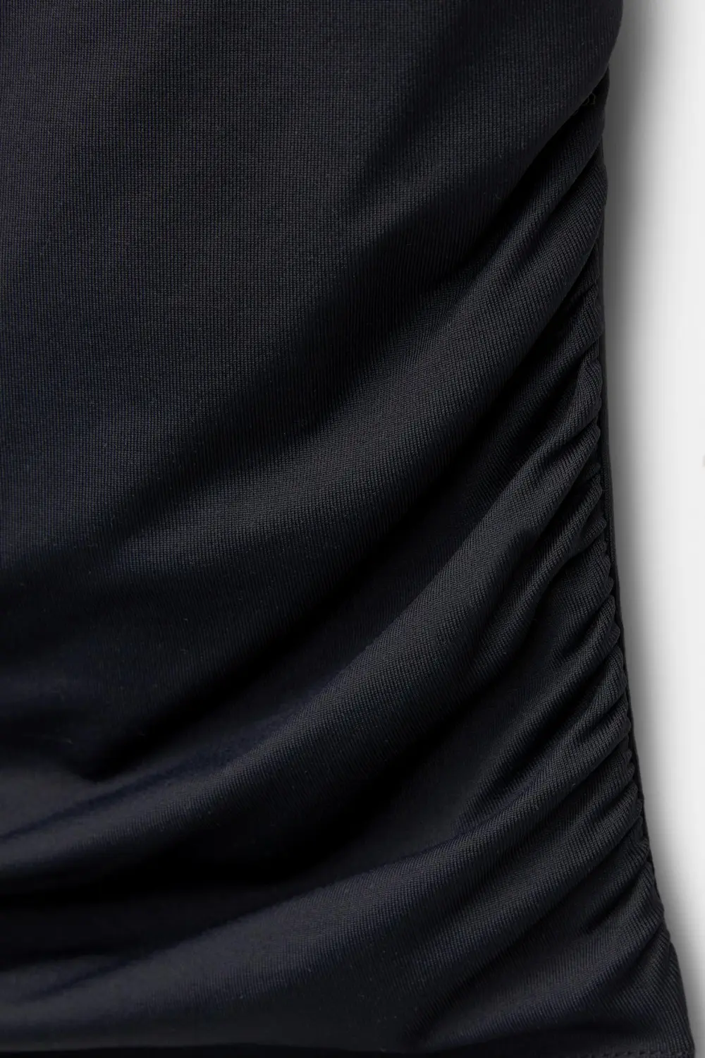 Polyamide cut-out top