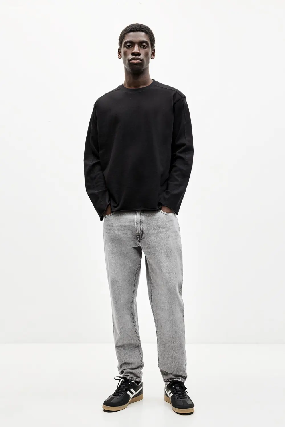 Standard jeans