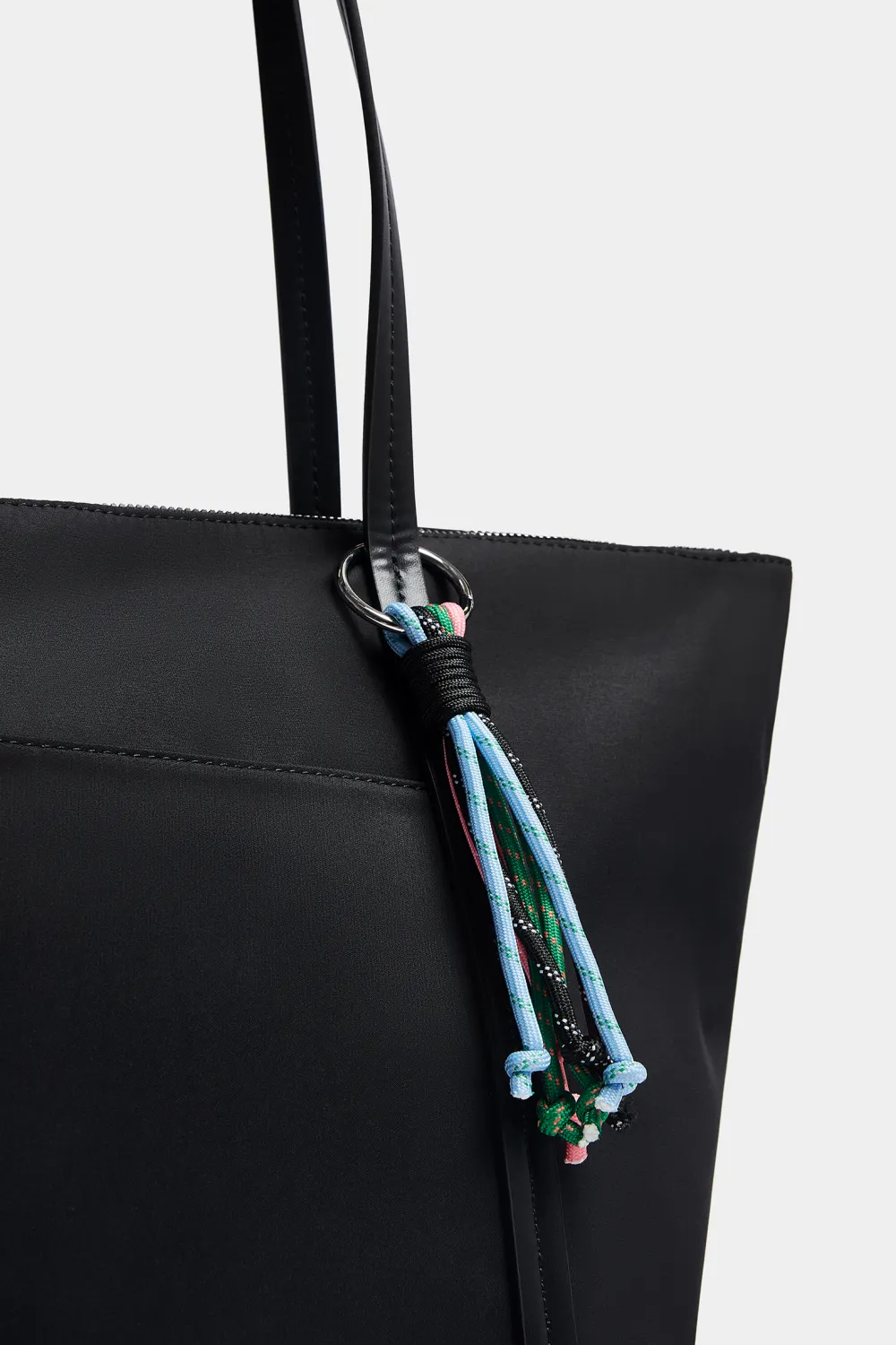 Bolso shopper nylon adorno