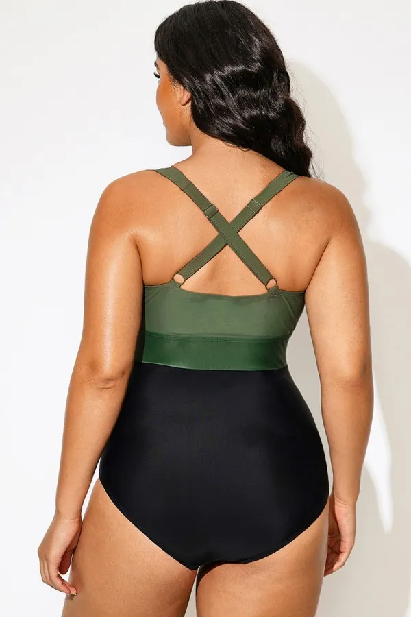 Plus Size Contrast Twist Front Skinny One Piece Swimsuit
