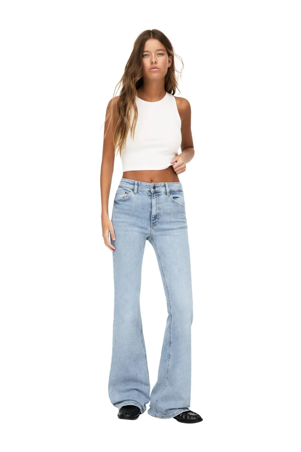 Jeans flare tiro alto