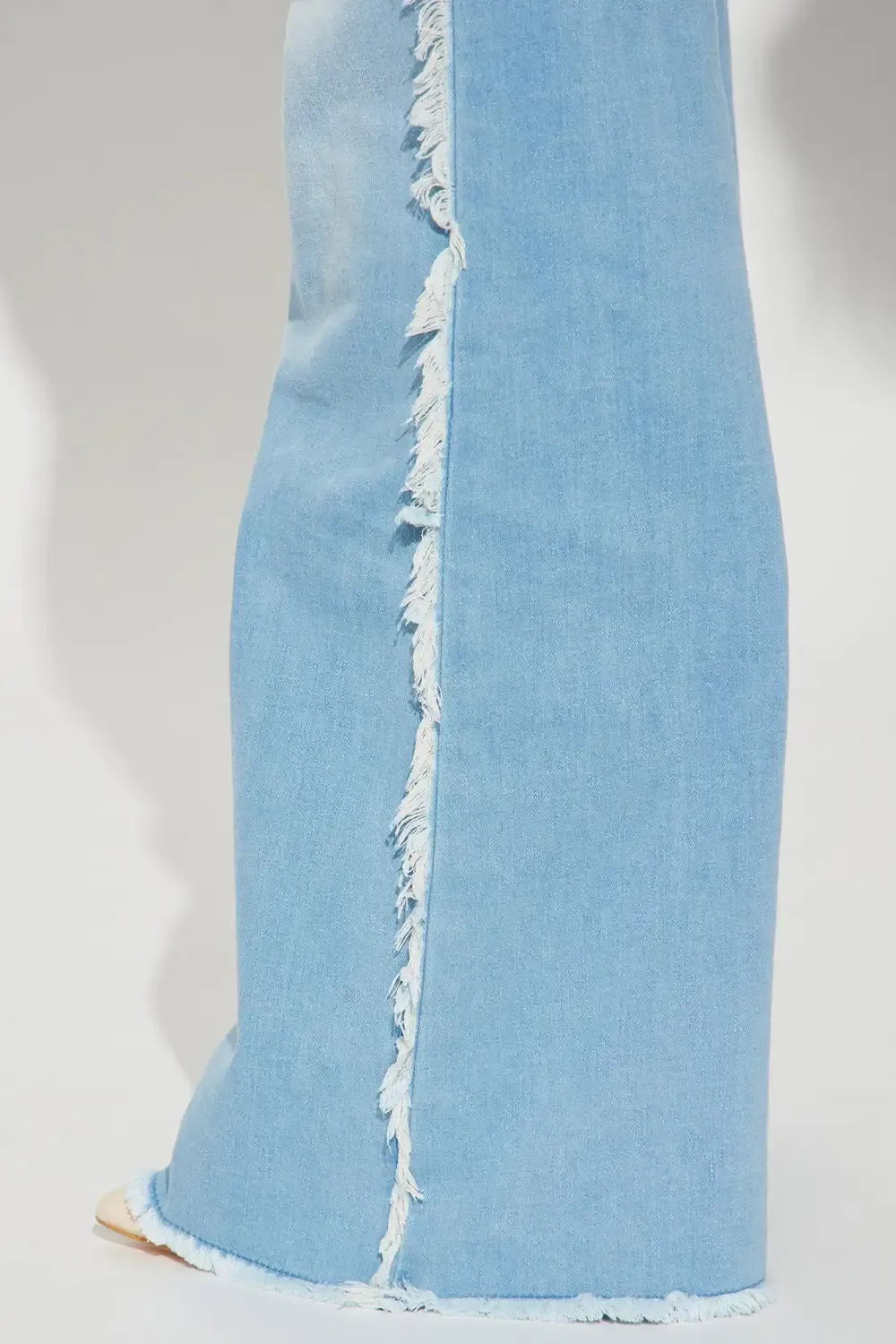 Missed Your Chance Stretch Flare Jeans - Light Wash