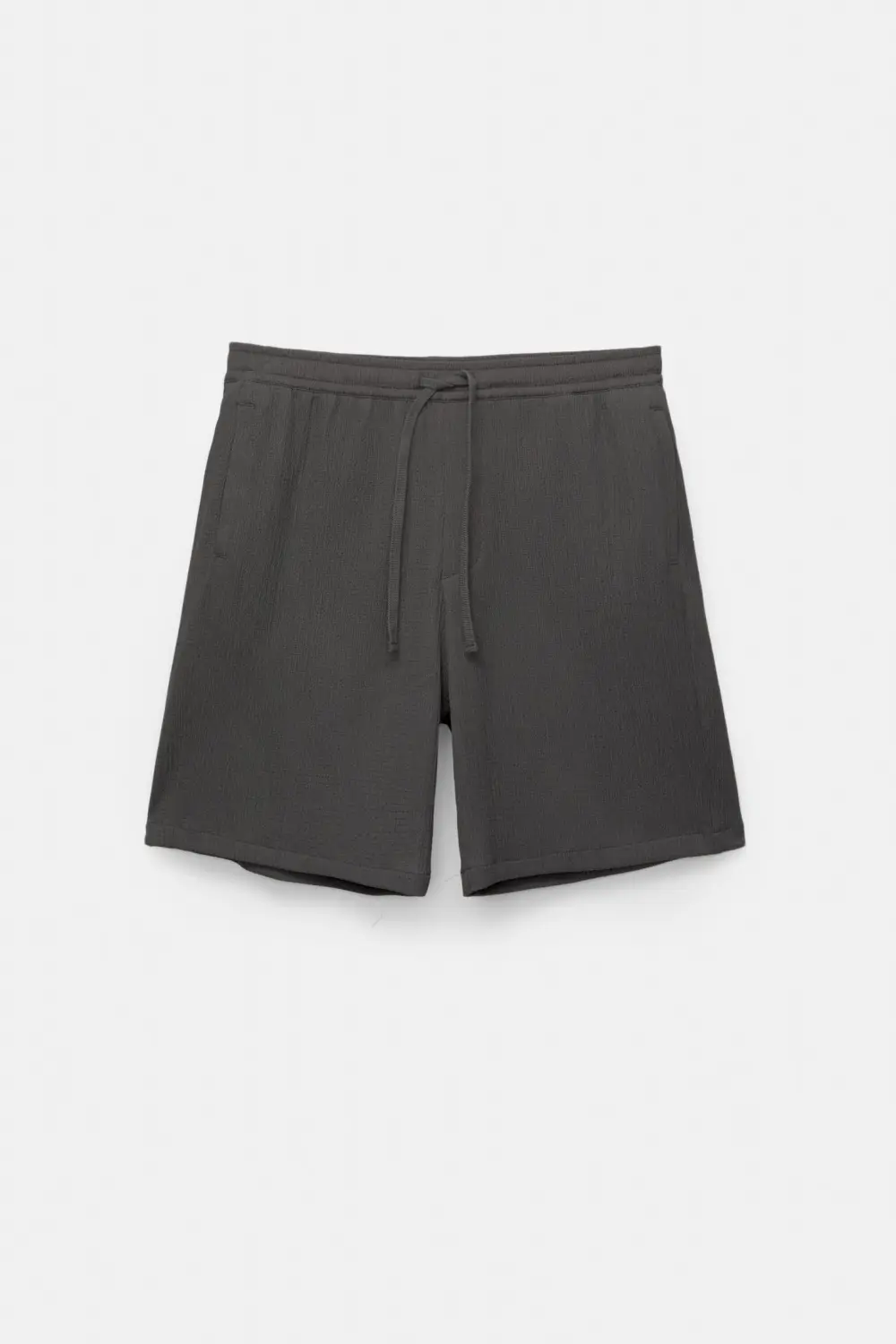 Flowing Bermuda shorts