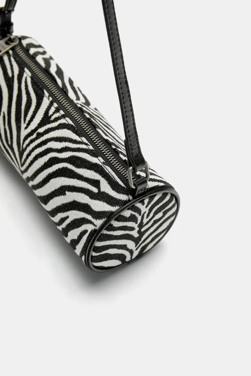 Bolso de hombro animal print