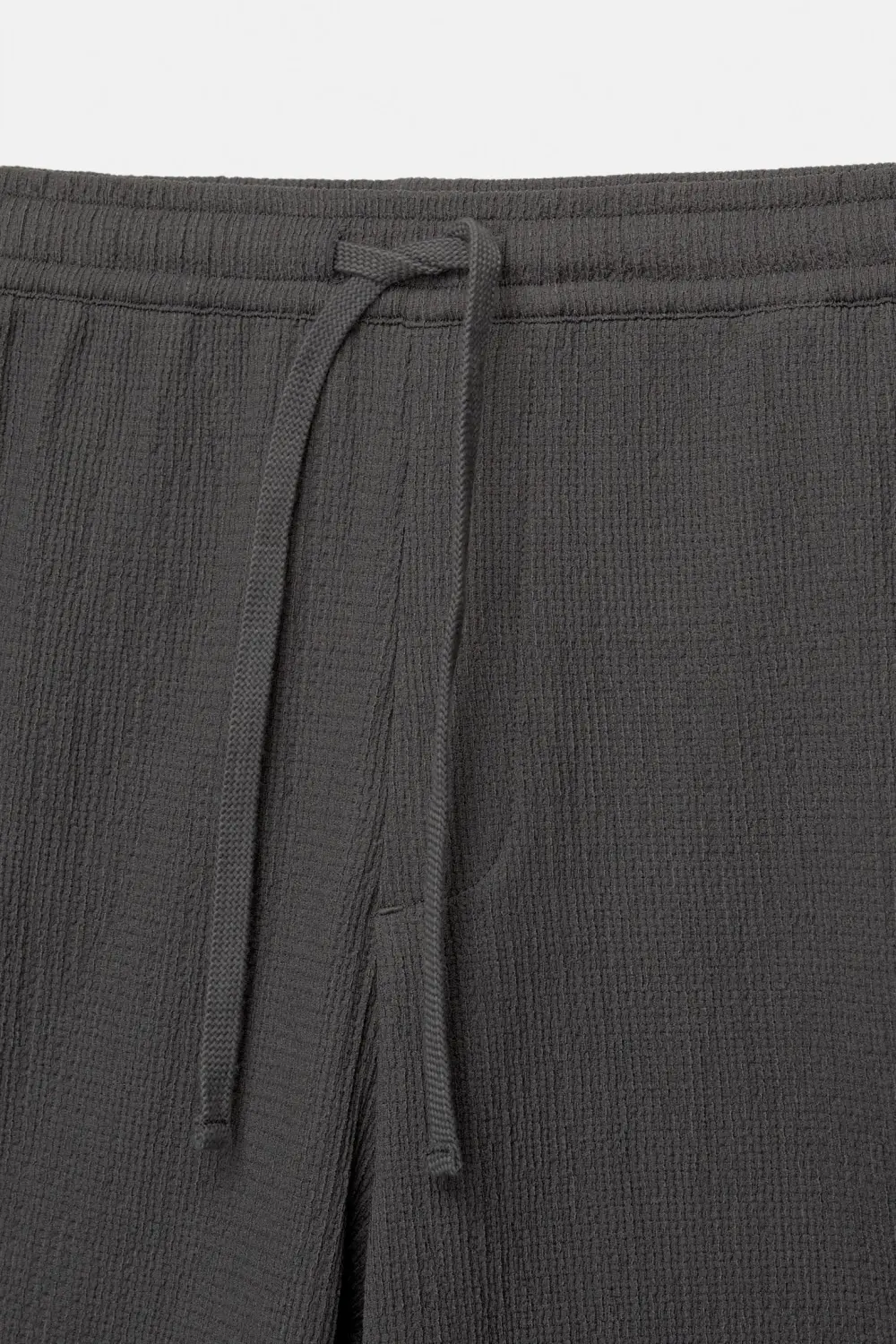Flowing Bermuda shorts