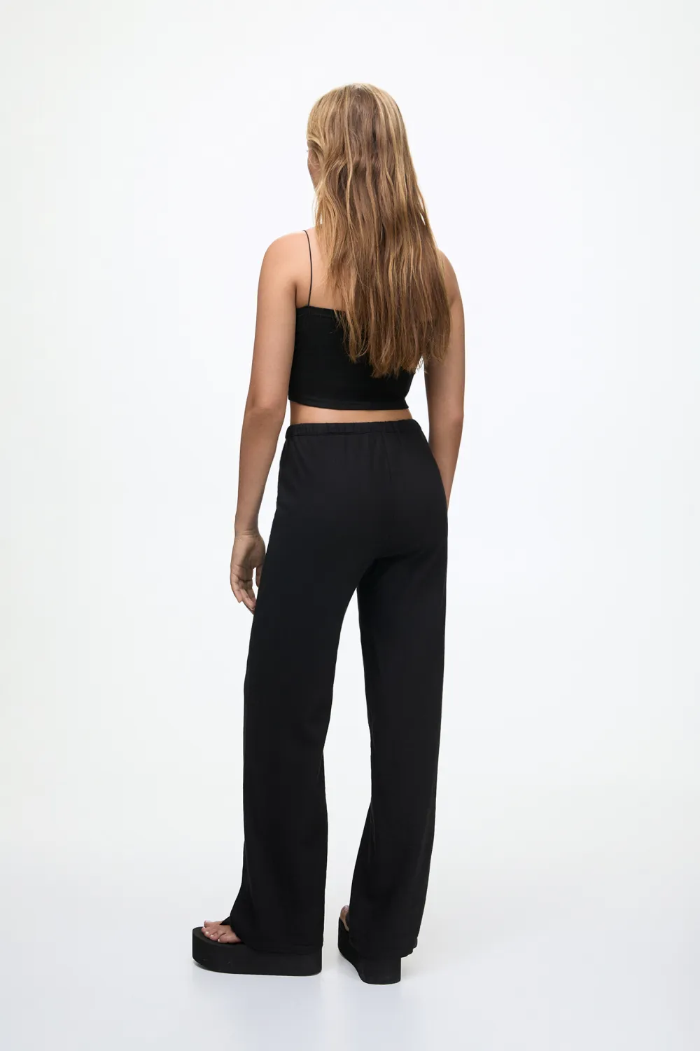 Pantalón fluido con lino