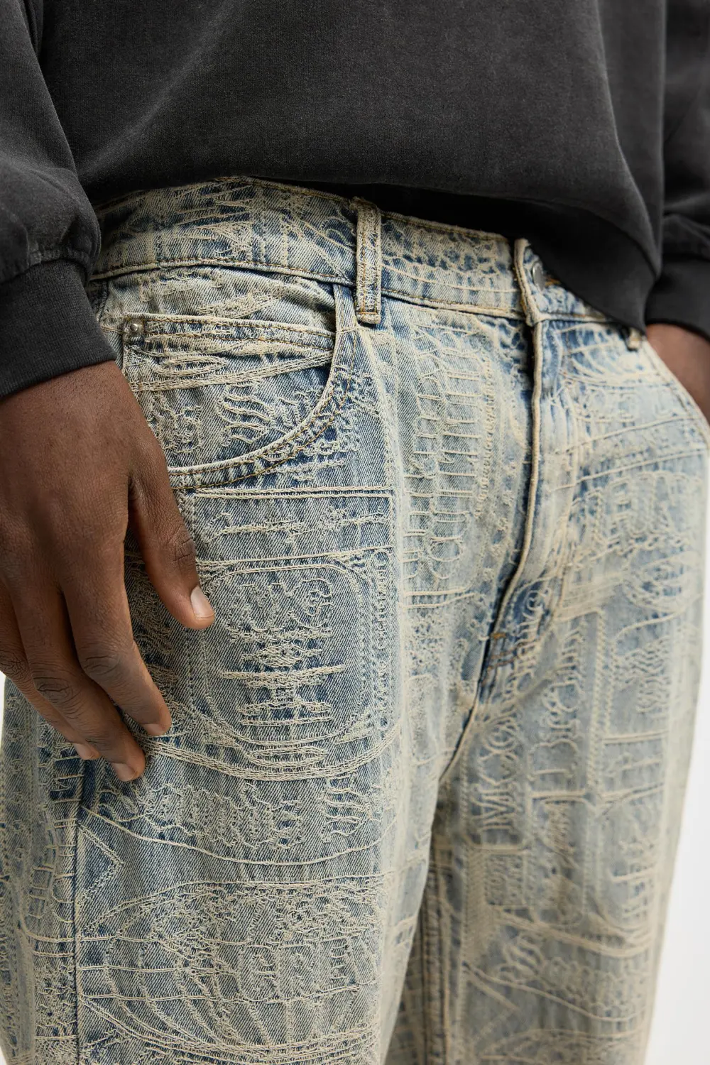 Baggy jacquard jeans