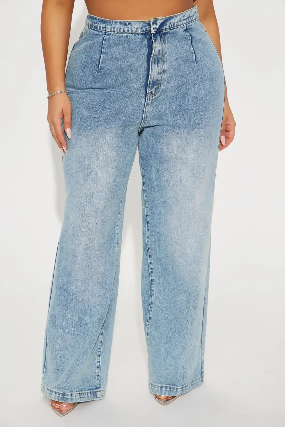Chasing Dreams Non Stretch Straight Leg Jeans - Medium Wash