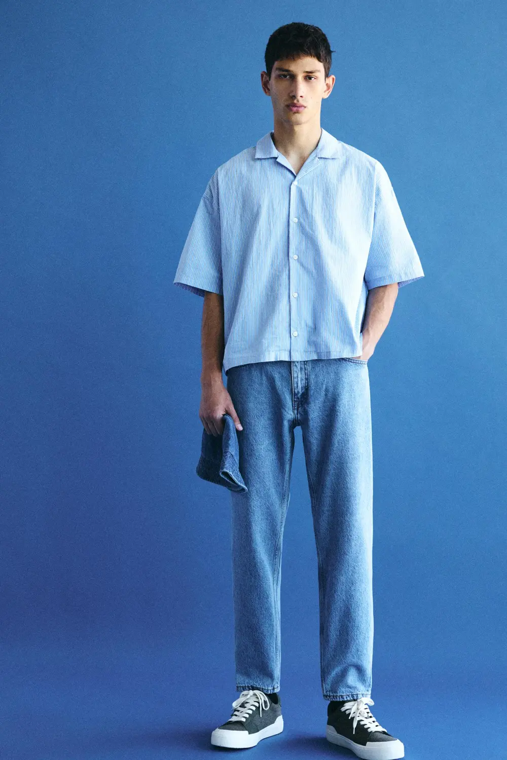 Standard jeans